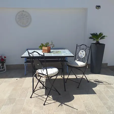 Διαμέρισμα Oasi Santorini Experience